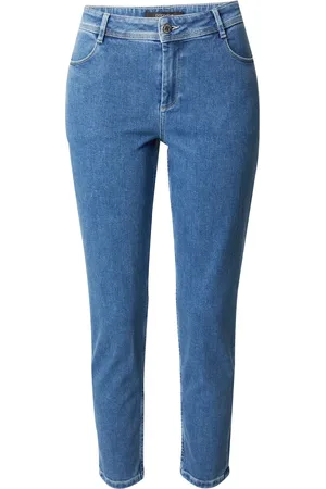 Comma, Jeans