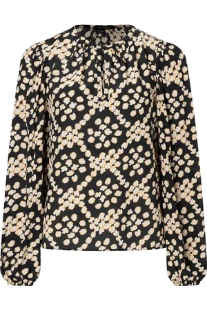More & More Bluse