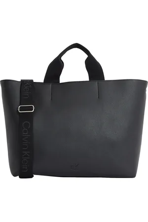 Calvin Klein Shopper 