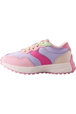 Next Sneaker