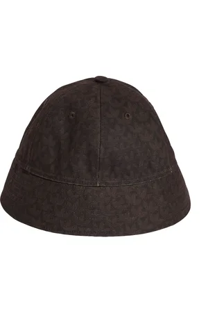 adidas Hut