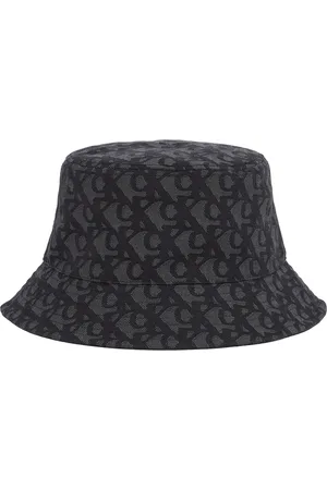 Calvin Klein Hut