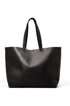 Calvin Klein Shopper