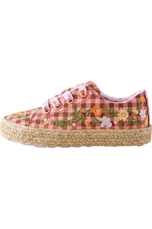 Next Sneaker