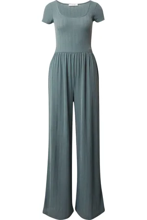 ABOUT YOU Overall 