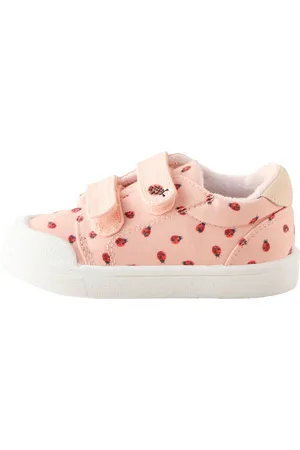 Next Sneaker