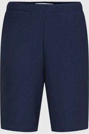 SELECTED Shorts
