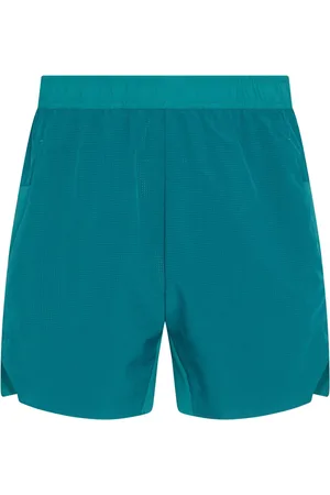 Born Living Yoga Shorts 