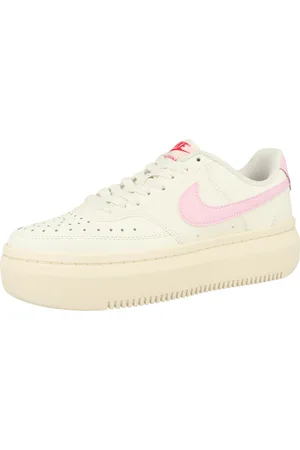 Nike Sneaker 