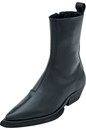 EDITED the label Stiefelette 