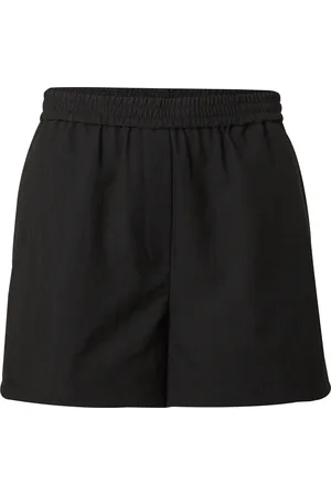 EDITED the label Shorts 