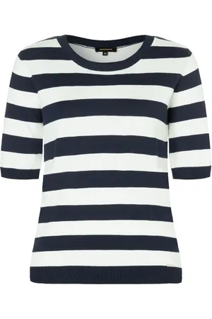 More & More Pullover