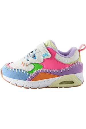 Next Sneaker