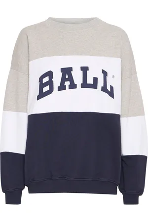 Ball Sweater 