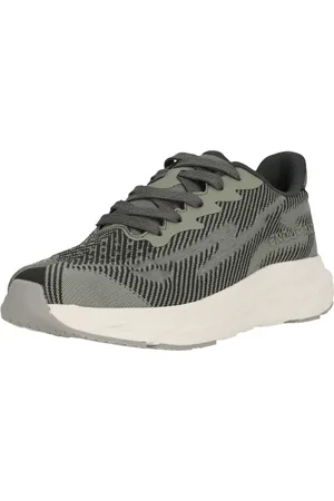 Endurance Sneaker
