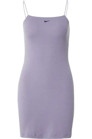 Nike Kleid