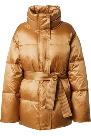 EDITED the label Jacke 
