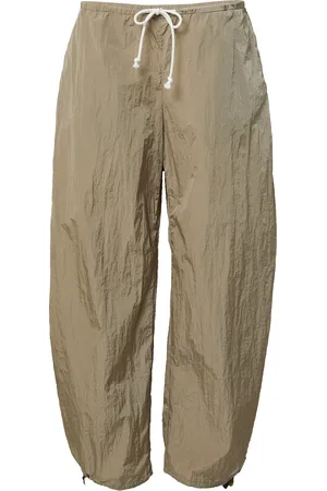 Weekday Hose 