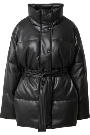 EDITED the label Jacke 