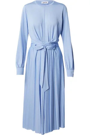 EDITED the label Kleid 