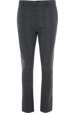 Threadbare Hose 