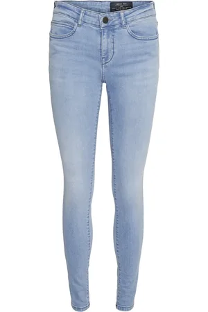 Noisy May Jeans
