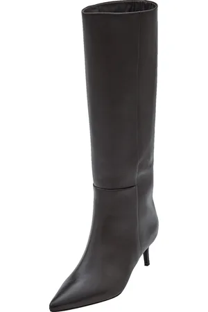 EDITED the label Stiefel 