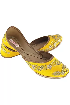 Fulkari Women's Paradise Yellow Gold Toned Jutti | Bite and Pinch Free Soft Jutis | 100% Genuine Leather | Punjabi Formal Juti | Girl's Wedding Flats | Indian Ladies Mojari | Bridal Ethnic | 4