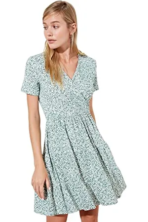 Trendyol Damen Damen Mini Skater Regular Fit Strickkleid Kleid Casual, , XS