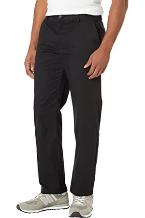 Amazon Herren Knitterarme Flatfront-Chinohose, Gerade Geschnitten, , 32W / 34L