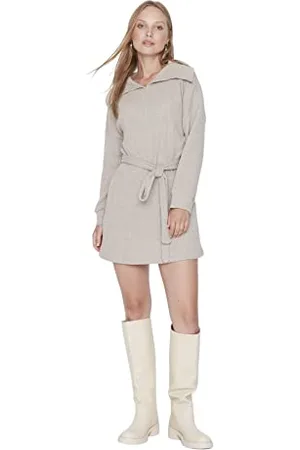 Trendyol Damen Woman Mini Bodycon V-Ausschnitt Gestrickt Kleid, , 36