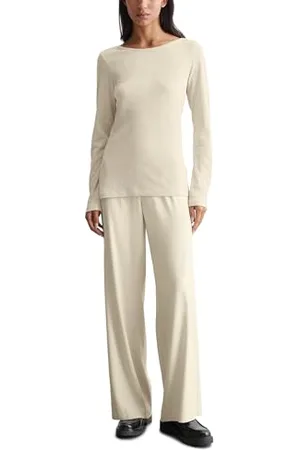 Marc O’ Polo Marc OߴPolo Damen Langarmshirt aus Bio-Baumwolle mit U-Boot-Ausschnitt, Cremefarben (Stony Sand), XXL