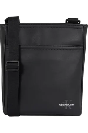Calvin Klein Herren Umhängetasche Mono Logo Flat Pack aus Kunstleder, Schwarz (Black), Einheitsgröße