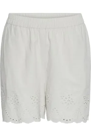 Pieces® PCALMINA MW Embroidery Shorts BC