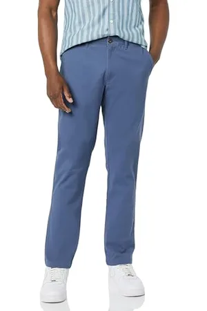 Amazon Herren Legere Stretch-Chinohose in sportlicher Passform (in Übergröße erhältlich), , 32W / 32L