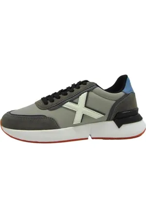 Munich Unisex Versus Sneaker, , 40 EU
