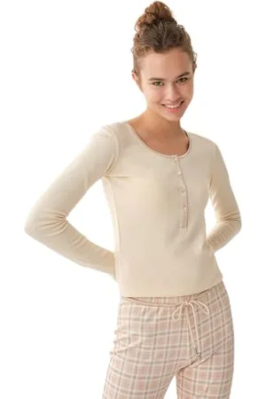 Dagi Women