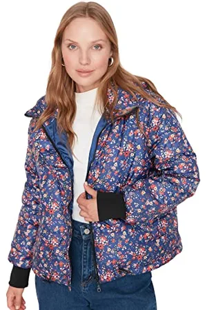 Trendyol Damen Damen Regular Puffer Floral Webstoff Winterjacke Coat, Marineblau/Mehrfarbig, S EU