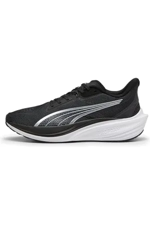 PUMA Unisex Darter Pro Road Running Shoe, Black White, 36 EU