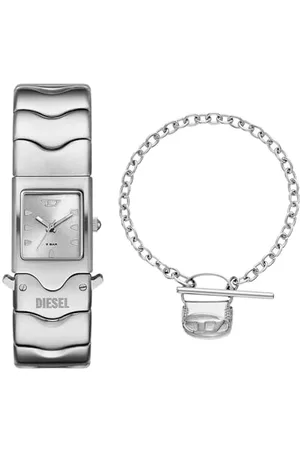 Diesel Herren Closer Silberfarbene Edelstahl Uhr und Armband, Set