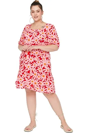 Trendyol Damen Mini Bodycon Regular Plus Size Dress Kleid, Pink, 46
