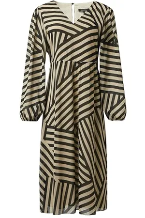 Comma, Kleid