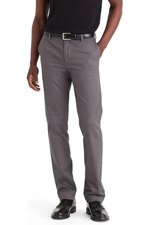 Dockers Herren Signature Khaki Slim Fit Pants Refined Chinos, , 30W / 32L