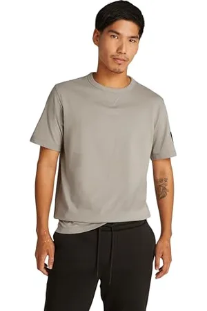 Calvin Klein Herren T-Shirt Kurzarm Badge Regular Rundhalsausschnitt, Grau , XL