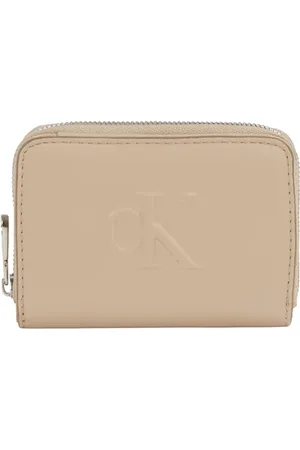 Calvin Klein Damen Geldbörse Sculpted Flap Zip Around Klein, Grau (Crockery), Einheitsgröße