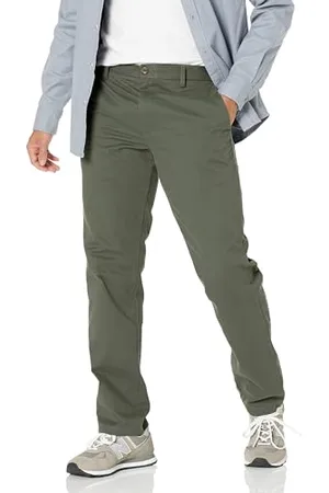 Amazon Herren Knitterfreie Flatfront-Chinohose in schmaler Passform, , 42W / 32L