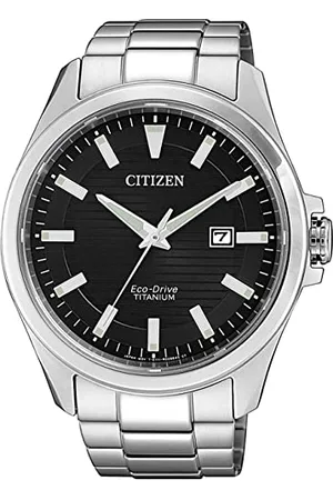 Citizen Herren Analog Eco-Drive Uhr mit Super Titanium Armband BM7470-84E