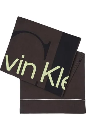 Calvin Klein Jeans Damen Schal Logo Bio-Baumwolle, Schwarz (Black/Dark Juniper), Einheitsgröße