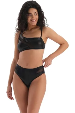Dagi Women