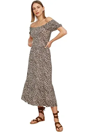 Trendyol Damen Skater Regular Fit Strickkleid Midi-Skaterkleid mit normaler Passform, , Medium